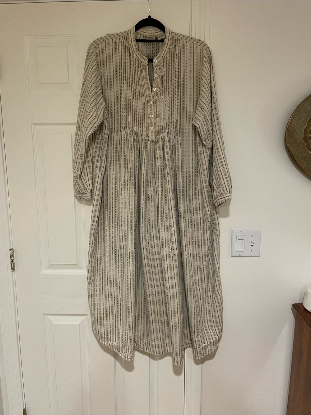 LL Bean Vintage Flannel Nightgown Size Large Petite.